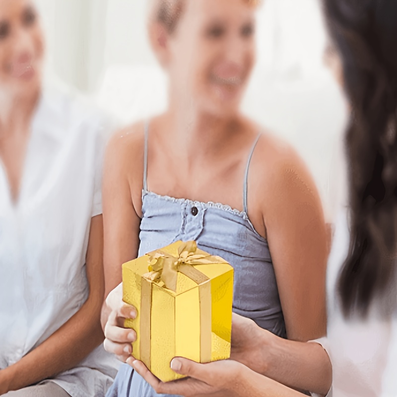 Golden Square Gift Packaging Boxes for Cosmetics and Perfume